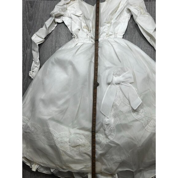 Vintage Gorgeous White Cotton Organdy Victorian Styled Ball Gown/Wedding Dress - Picture 8 of 9